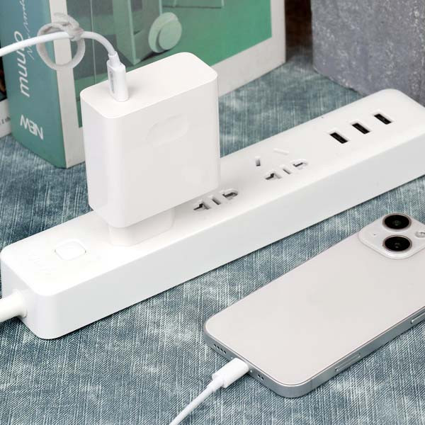 somostel ładowarka sieciowa gan typ-c + kabel typ-c - lightning 65w 1m power delivery pd biały gan sms-q15